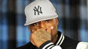 découvrez la biographie complète de booba, ses origines, son parcours musical et son influence dans le rap français.
