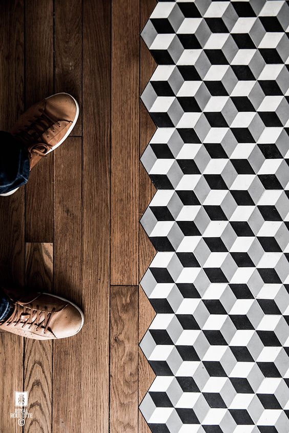 Combler manque carrelage sol : comment cacher un manque de carrelage