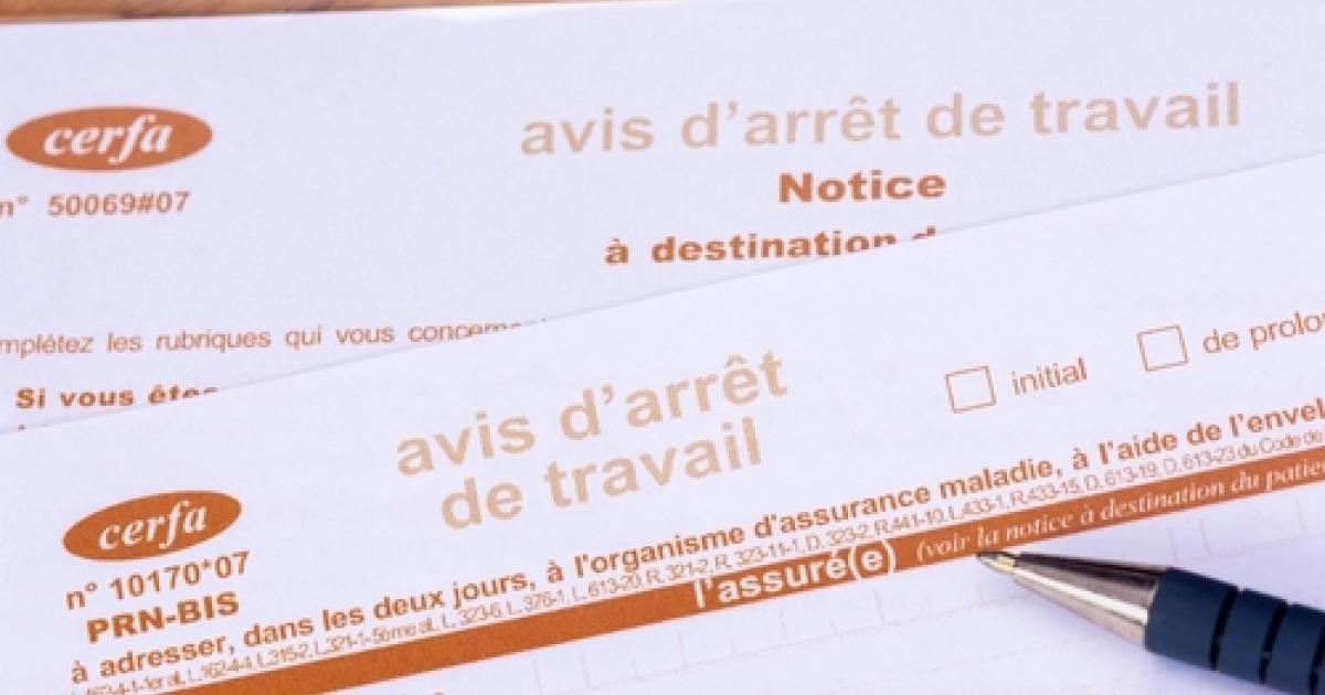 des bus scolaires sont actuellement arrêtés aux abymes en raison d'une absence d'assurance, impactant le transport des élèves.