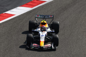 découvrez notre guide complet des essais f1 à bahreïn 2026 : chaînes de diffusion, horaires précis et promotions exclusives pour ne rien manquer des préparatifs de la saison.